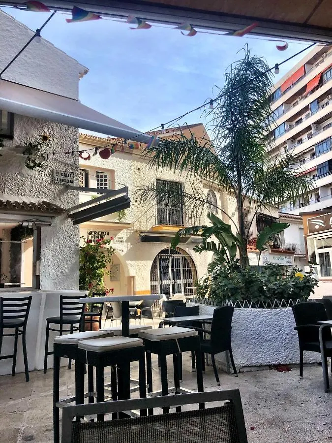 Nogalera 110 City Central 3 Seasonal Pools With Bar Torremolinos 0*,  Spagna